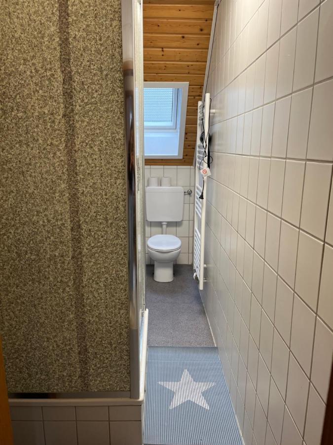 Komfortables Apartment Карлсруе Екстер'єр фото